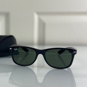New Wayfarer Ray Ban